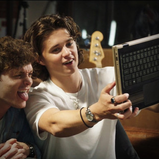 HP × The Vamps